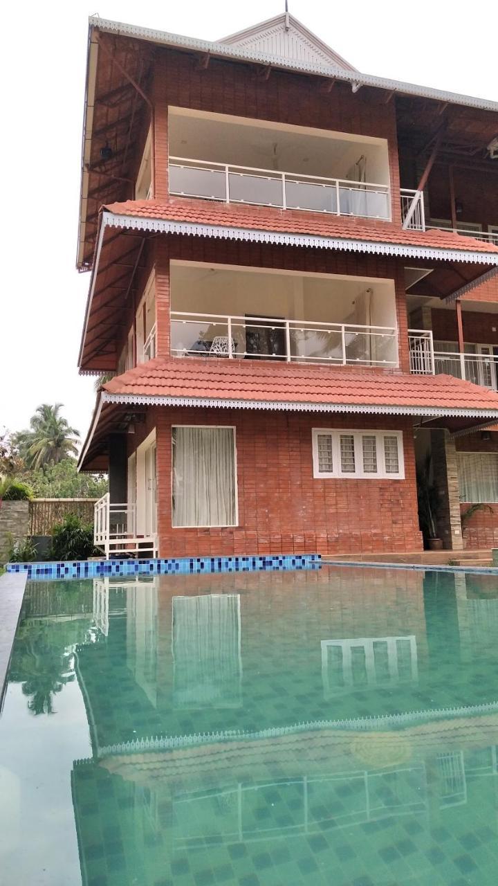 Willow Heights Athirappilly Extérieur photo